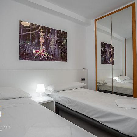 Holiday Primera Linea Magic World Oropesa del Mar Exterior foto