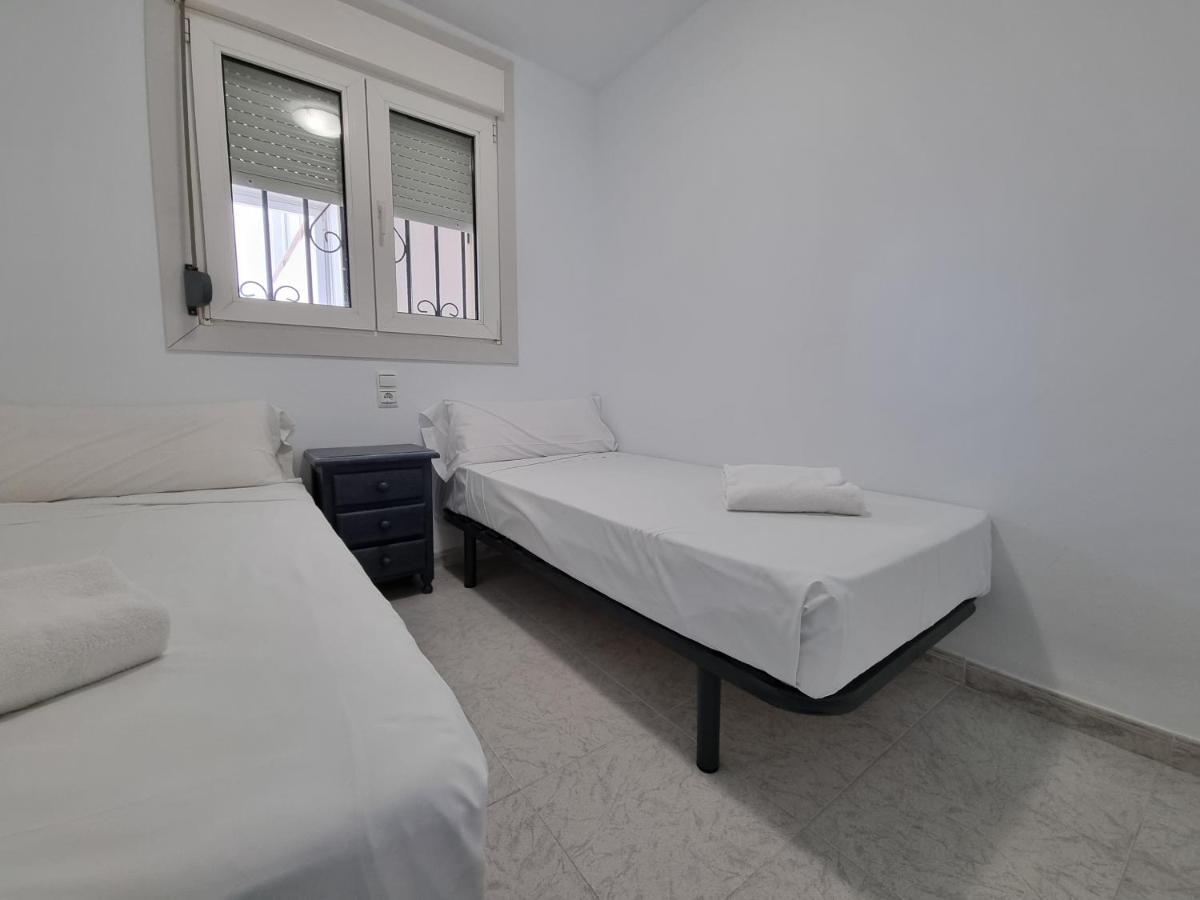 Holiday Primera Linea Magic World Oropesa del Mar Exterior foto
