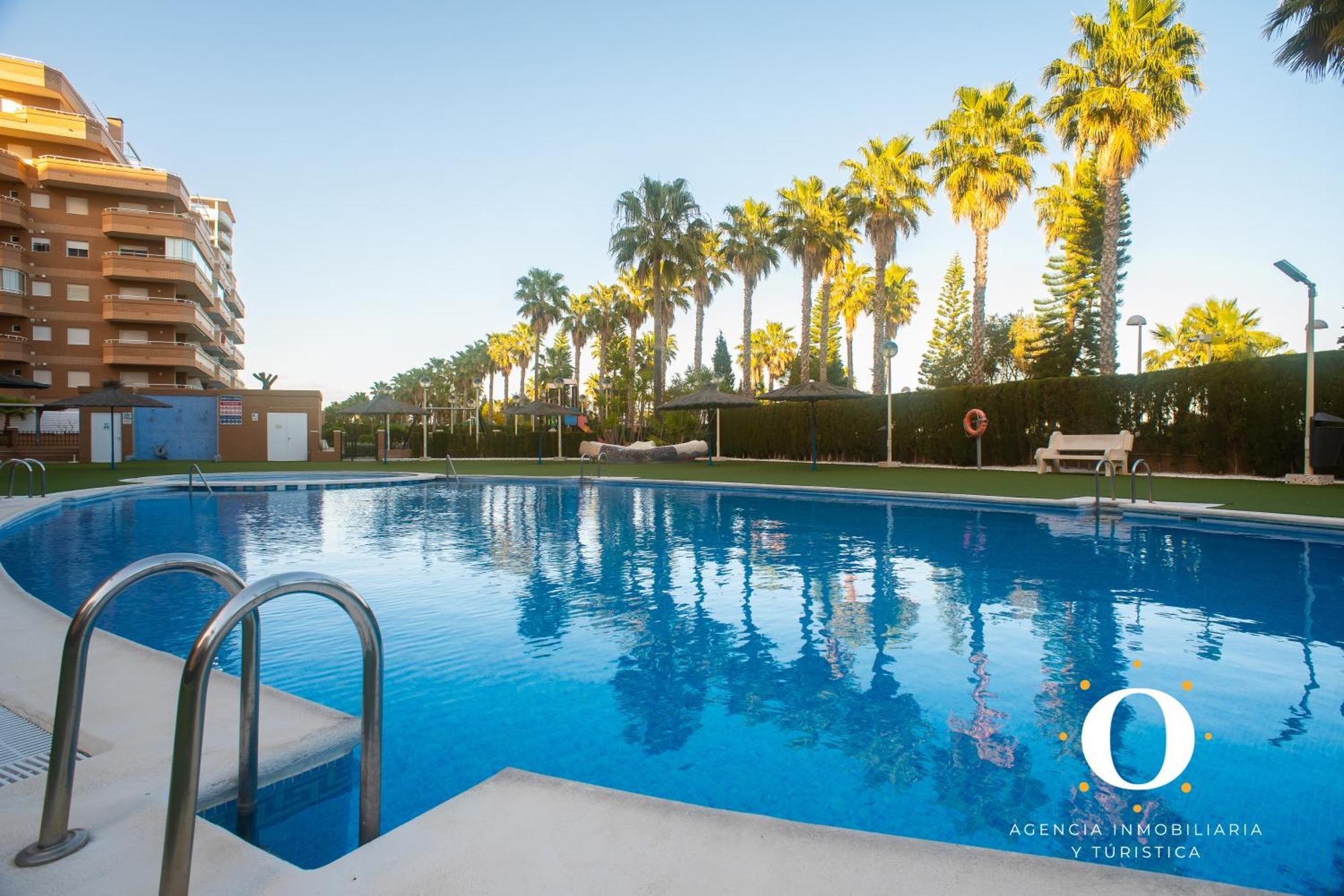 Holiday Primera Linea Magic World Oropesa del Mar Exterior foto